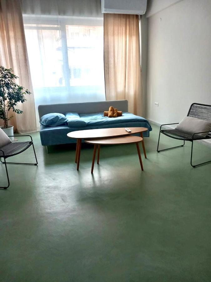 Specious Flat In Thessaloniki Aparthotel Exterior foto