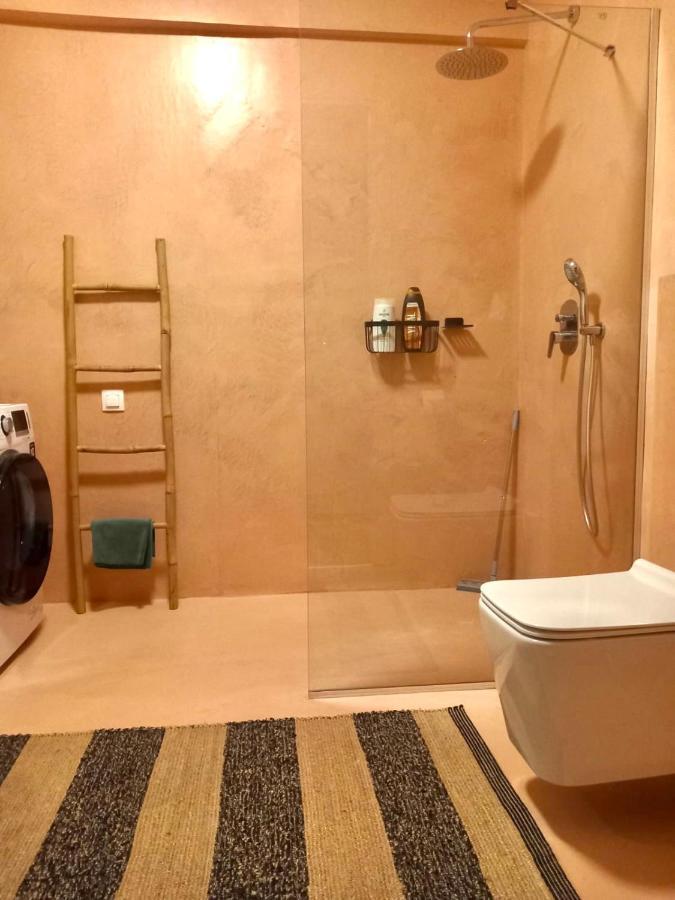 Specious Flat In Thessaloniki Aparthotel Exterior foto