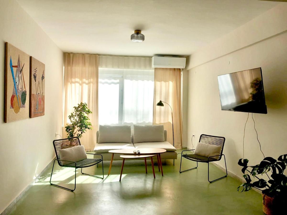 Specious Flat In Thessaloniki Aparthotel Exterior foto