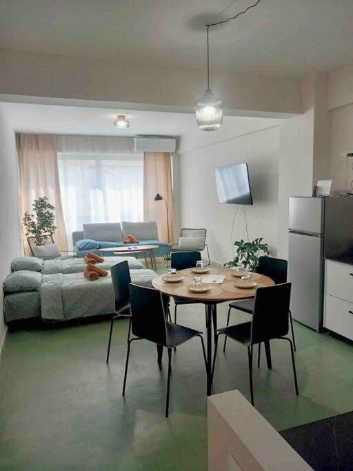 Specious Flat In Thessaloniki Aparthotel Exterior foto